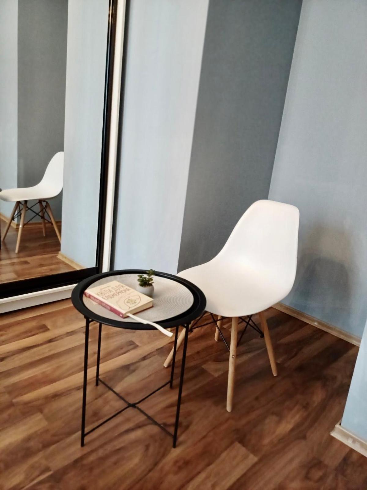 Lux Apartments In The City Center With A Coffee Machine, View Of A Theater, Near Zlata Plaza Ровно Экстерьер фото